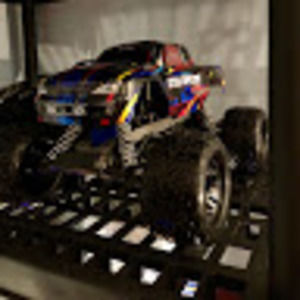 Meet your Posher, Adam